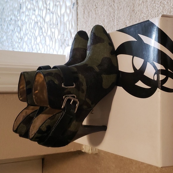 EUC! Nine West "Sappheir" boot 6 - Picture 7 of 11